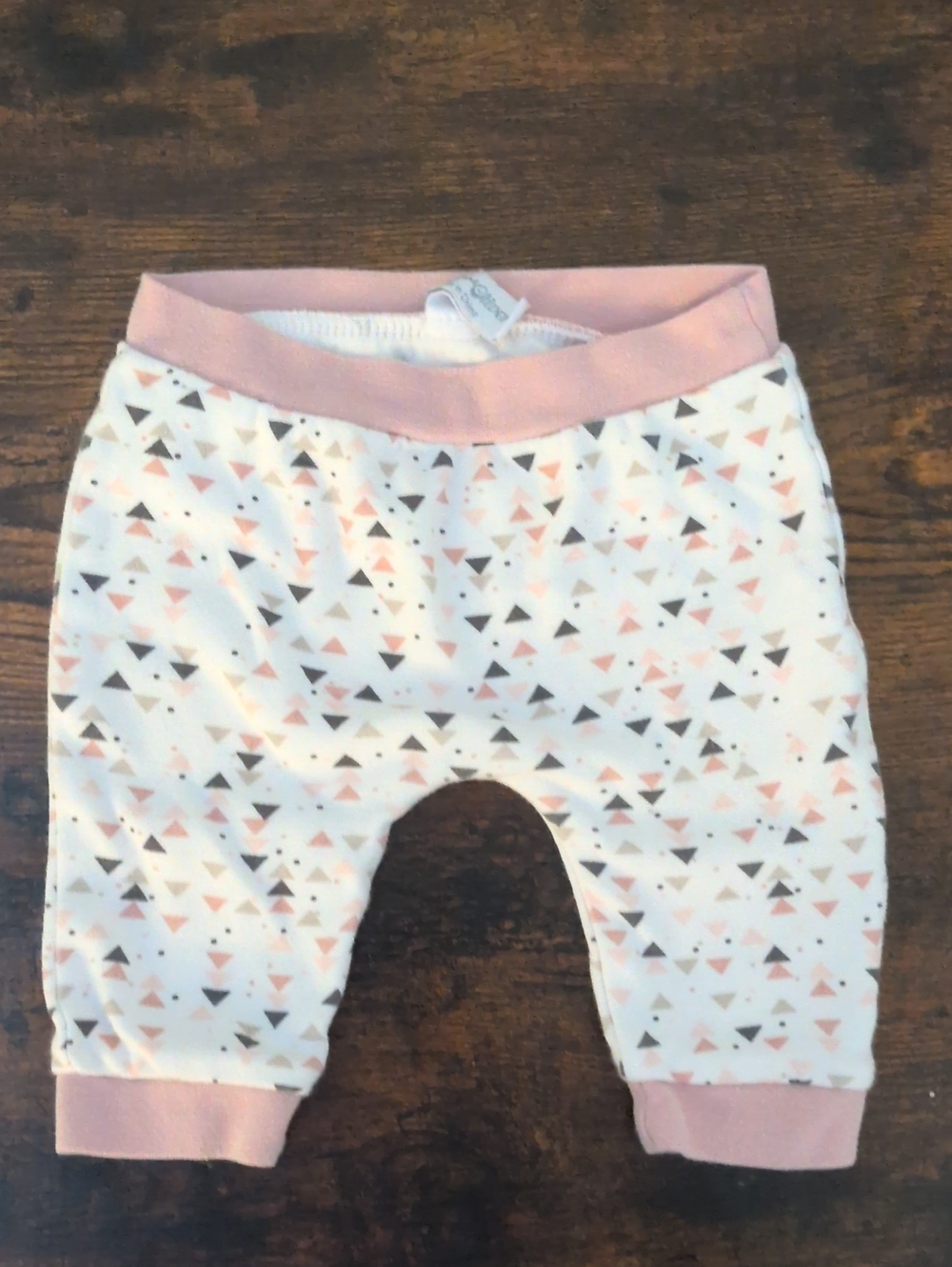 5/$25 Emily and Oliver Baby Pants Pink & White Triangle Print 3-6M